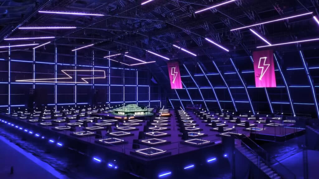 The Beast Games Season 2 Episode 1 arena with trapdoors (Image via Prime Video | MrBeast)