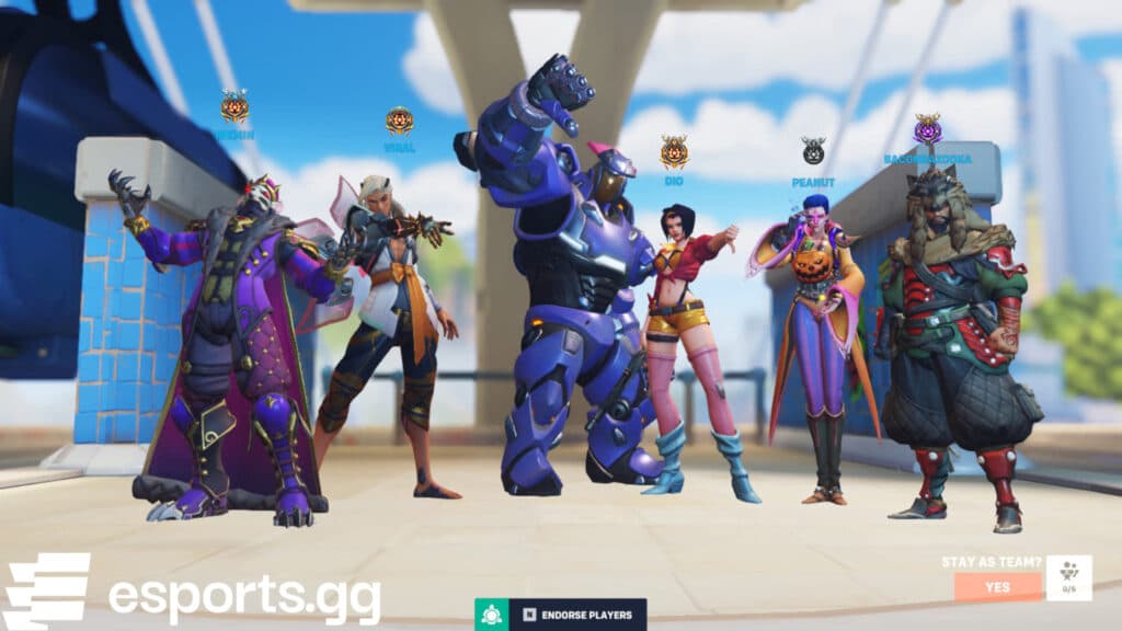 Heroes randomly change upon respawn (Screenshot via esports.gg)