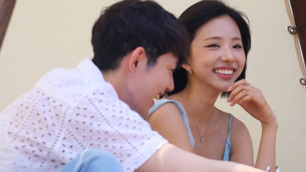 Woo Sung-min and Kim Go-eun after the dodgeball game (Image via Netflix)