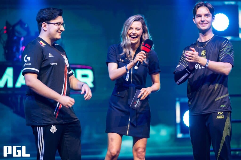 NiP | dev1ce at the Stockholm Major 2021 (Image via PGL)