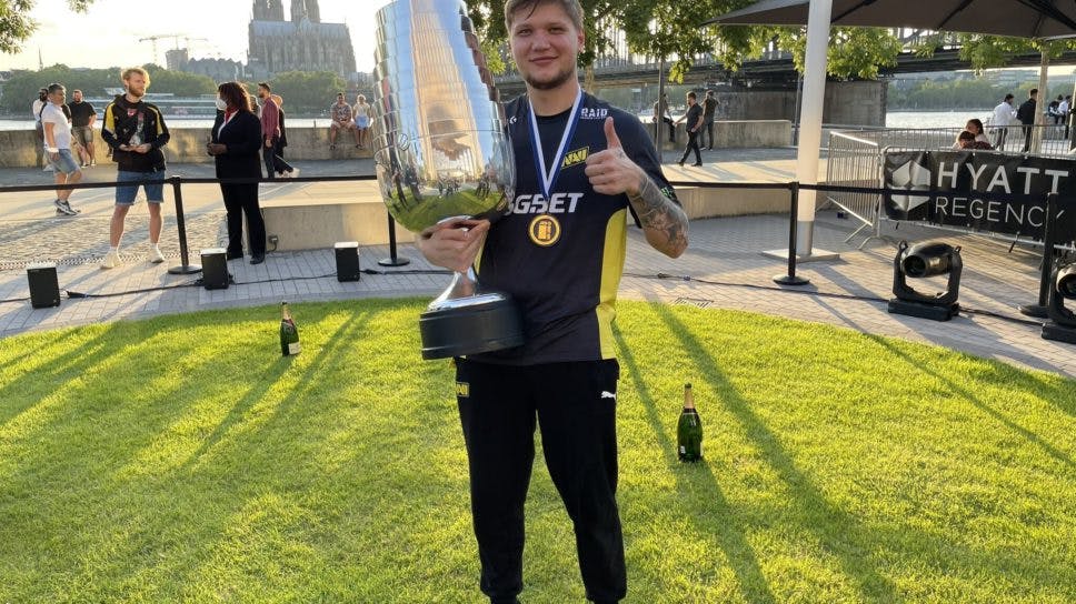 S1mple Surpasses Stewie2k as Player with Sixth-Highest Prize money in CS: GO cover image