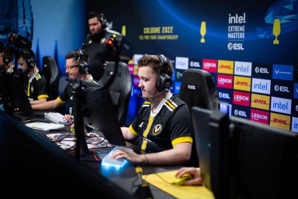 Team Vitality with Zywoo in the focus concentrating during a game at IEM Cologne 2022